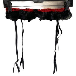 NWOT garter belt